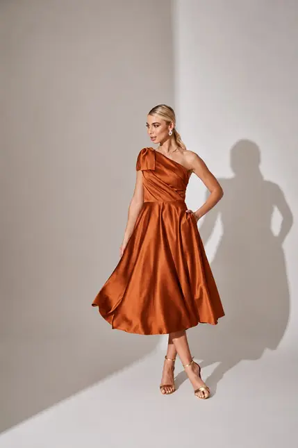 VESTIDO MIDI UM OMBRO SÒ DRAPEADO LAÇO
