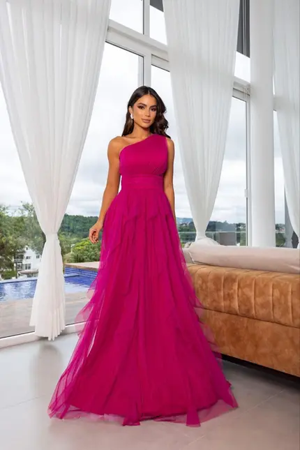 VESTIDO TULE UM OMBRO SÓ CAMADAS