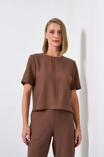BLUSA COM MANGA CURTA EM VISCOSE SENSORI