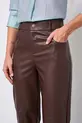 CALÇA DE CINTURA ALTA COM BOLSO EM ECO COURO