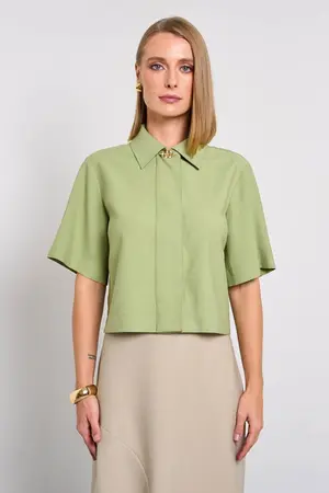 CAMISA CROPPED EM VISCOSE SENSORIALE
