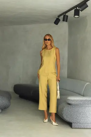 CONJUNTO BLUSA E CALÇA EM TENCEL VIENA
