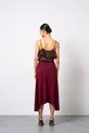 REGATA COM BABADO NO DECOTE EM CHIFFON