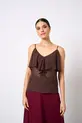 REGATA COM BABADO NO DECOTE EM CHIFFON