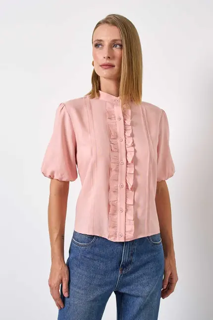 BLUSA COM MANGA CURTA EM CAMBRAIA LANAI