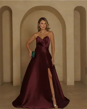 VESTIDO LONGO ZIBELINE TOMARA QUE CAIA DECOTE V C/ FENDA