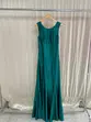 VESTIDO LONGO MALHA ALÇA GROSSA DECOTE NAS COSTAS
