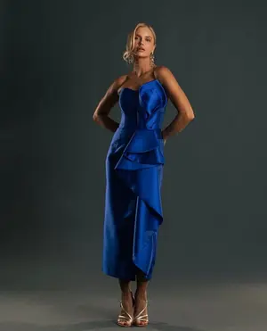 VESTIDO MIDI ZIBELINE DETALHE DOBRADURA