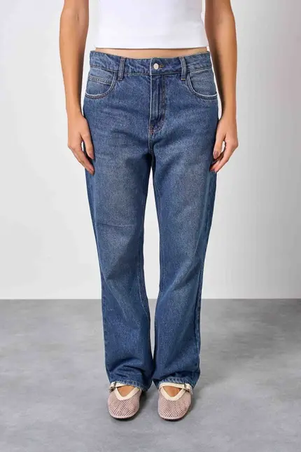 CALÇA JEANS RETA CINTURA MEDIA
