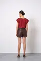 BLUSA COM MANGA CURTA E DECOTE V EM CAMB