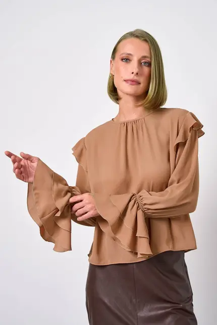 BLUSA EM CREPE MUSSELINE