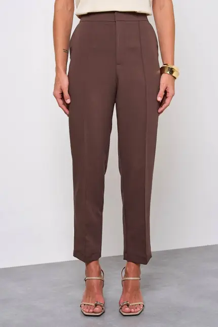 CALÇA CROPPED RETA EM ALFAIATARIA BRUNELLO