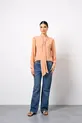 CAMISA DE MANGA LONGA COM AMARRAÇÃO NA FRENTE EM CHIFFON