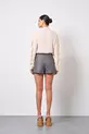 BLUSA DE MANGA LONGA COM BABADO EM CREPE MUSSELINE