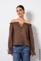 BLUSA OMBRO A OMBRO EM CAMBRAIA NASSAU