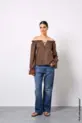 BLUSA OMBRO A OMBRO EM CAMBRAIA NASSAU