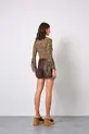 SHORTS DE CINTURA ALTA COM BOLSO EM COURO ECOLOGICO