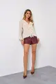 SHORTS DE CINTURA ALTA COM BOLSO EM COURO ECOLOGICO