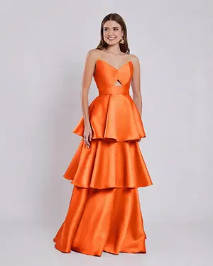 VESTIDO LONGO ZIBELINE TQC ABERTO NO BUSTO SAIA CAMADAS