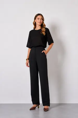 BLUSA MANGA BORDADA EM CAMBRAIA NASS