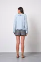 BLUSA DE MANGA LONGA EM CAMBRAIA LANAI