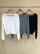 BLUSA TEXTURA MANGA LONGA DECOTE V TRICÔ