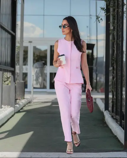 CONJUNTO COLETE E CALÇA EM TENCEL VIENA