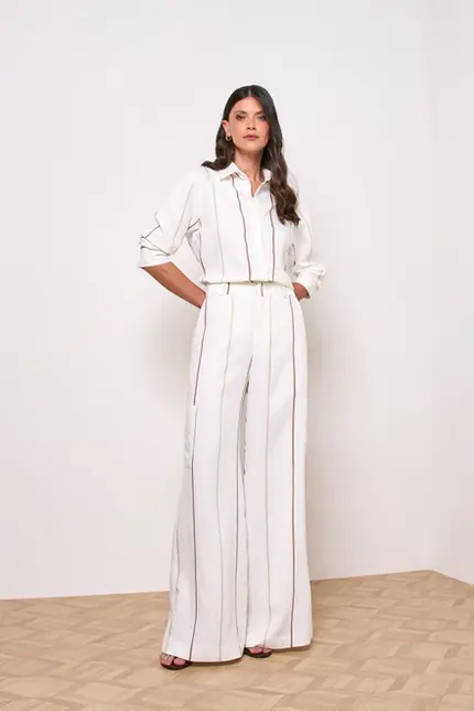 CONJUNTO CAMISA E CALÇA EM ALFAIATARIA GLISSE