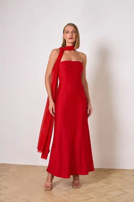 VESTIDO COM ECHARPE EM CREPE ONASSIS
