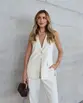 CONJUNTO COLETE E CALÇA EM TENCEL VIENA