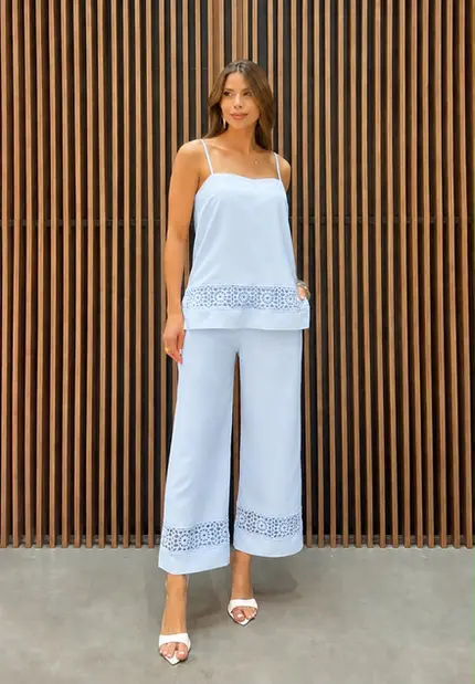 CONJUNTO BLUSA E CALÇA EM LINHO SIDNEY