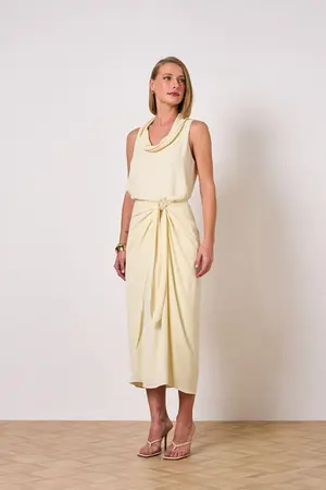 VESTIDO MIDI EM CREPE MUSSELINE