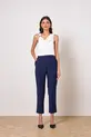 CALÇA RETA COM BOLSO EM TENCEL VIENA