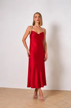 VESTIDO MIDI EM CETIM LUSTER
