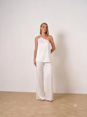 CONJUNTO BLUSA E CALÇA EM CETIM LUSTER