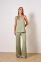 CONJUNTO BLUSA E CALÇA EM CETIM LUSTER