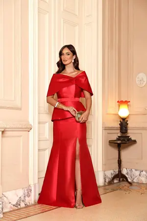 VESTIDO LONGO ZIBELINE TOMARA QUE CAIA COM CAPA REMOVIVEL