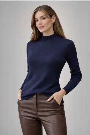 BLUSA EM TRICOT SLIM FIT COM GOLA INTEIRIÇA