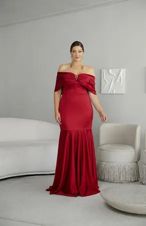 VESTIDO LONGO TOMARA QUE CAIA DETALHE VIRA MANGA